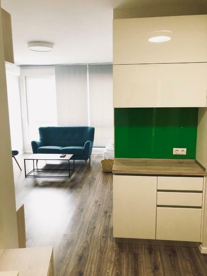 Turquoise And Magenta Apartment Sofia Luaran gambar